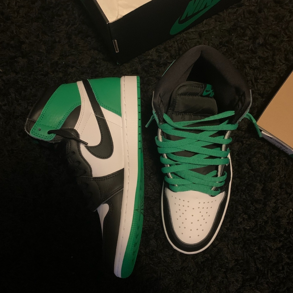 Jordan 1 shoes